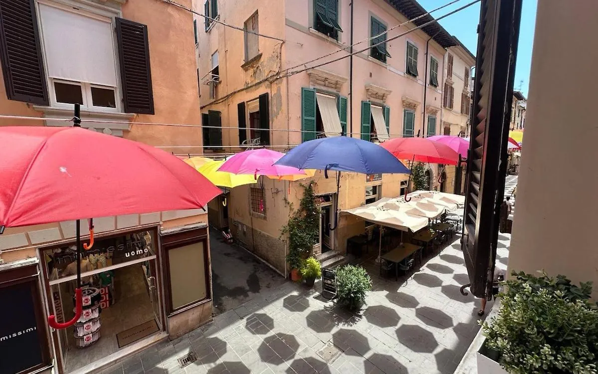 -Residenza Stagio Stagi- Pietrasanta Center - Free Wifi - Ac Apartment