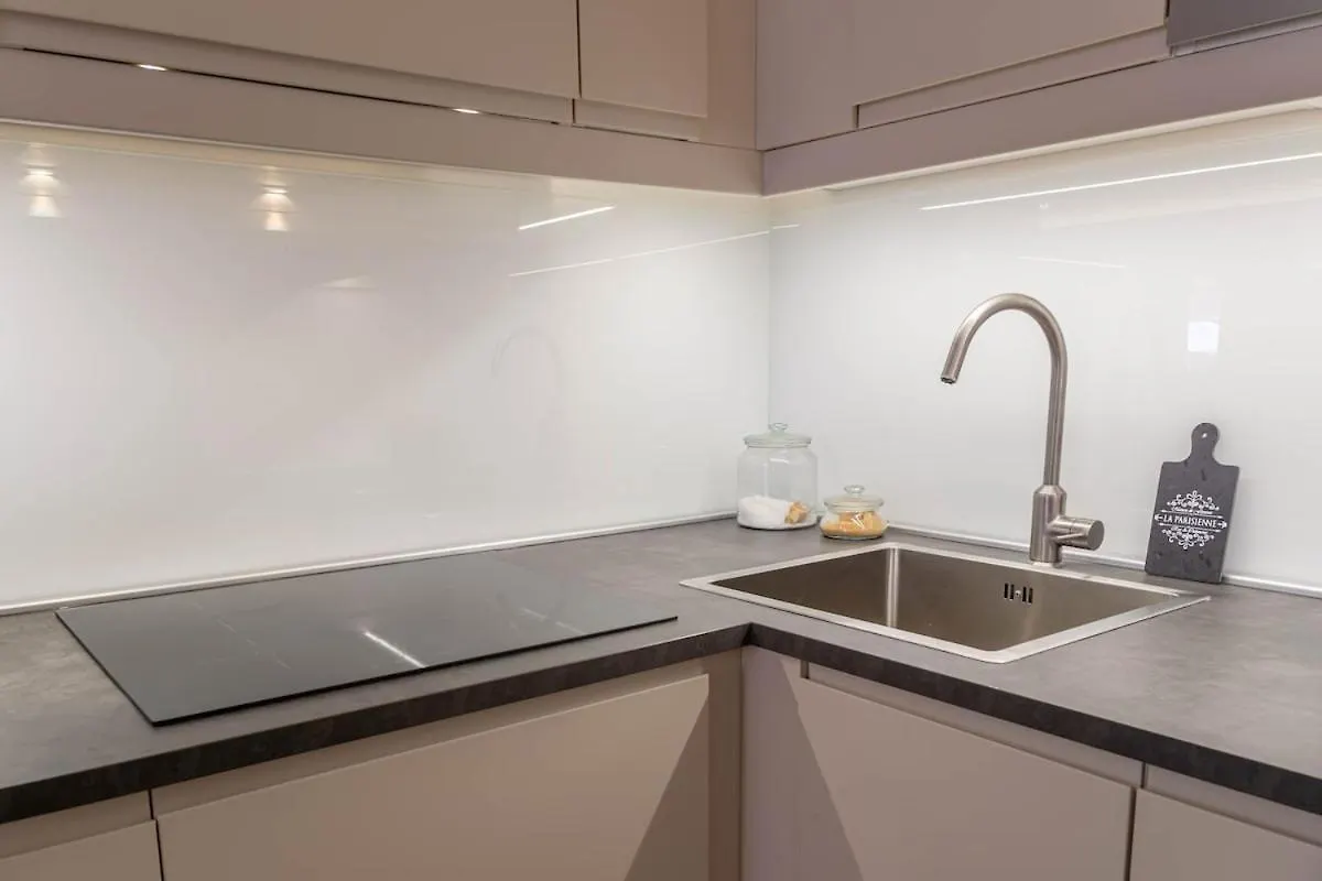 -Residenza Stagio Stagi- Pietrasanta Center - Free Wifi - Ac Apartment Italy